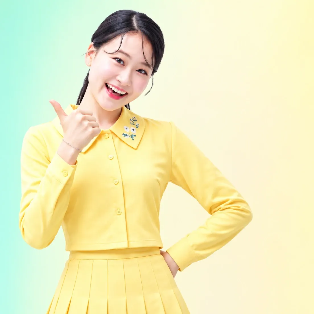 Behind-the-scenes cut of Kim Dahyun