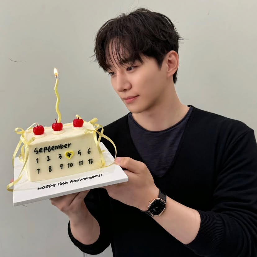 Recent activity shot of Lee Junho