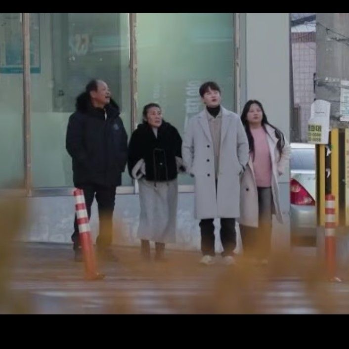 Foto terbaru dari Park Seojin