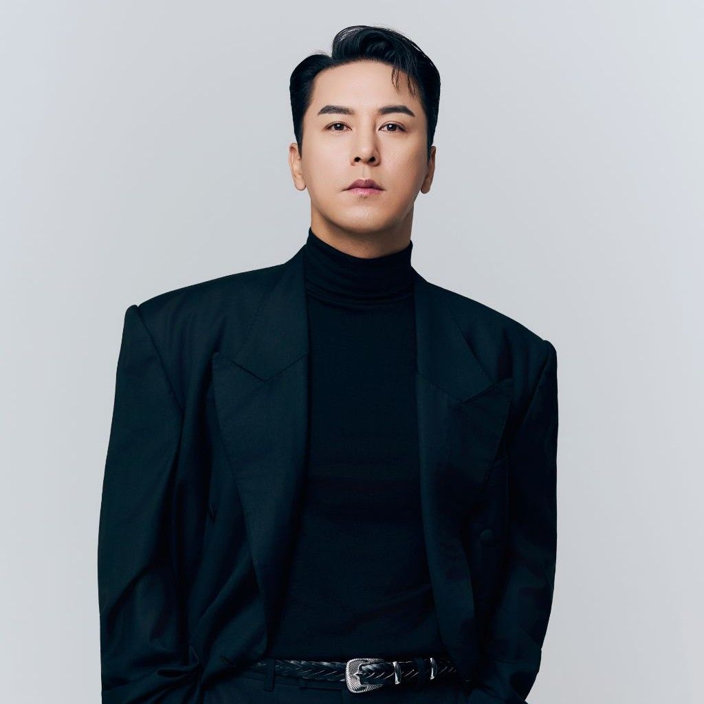 チャン・ミンホの最近の活動ショット