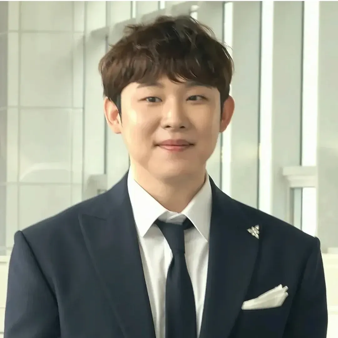 Behind-the-scenes cut of Jinuk