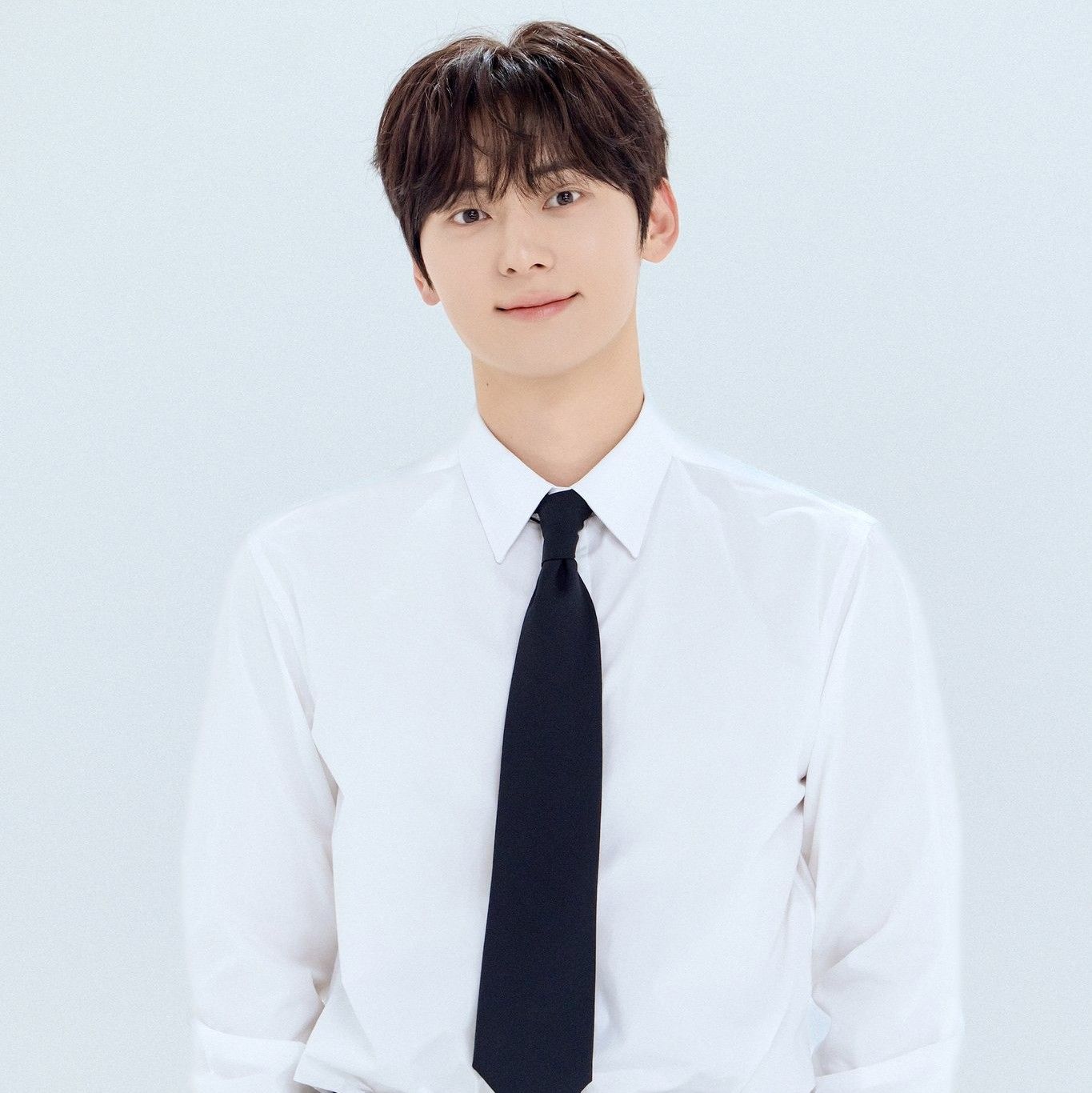 A moment captured by a fan of Hwang Minhyun