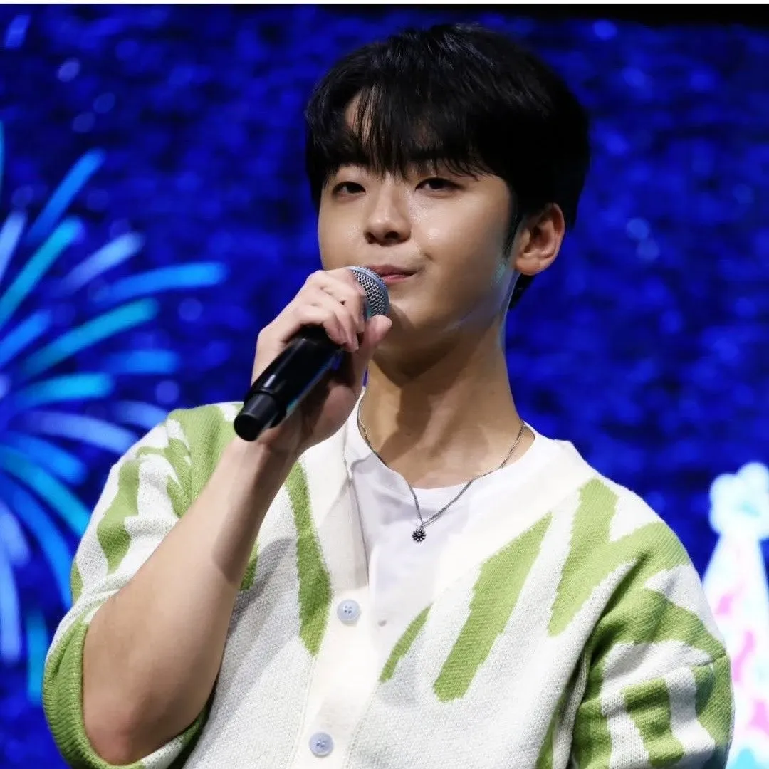 Behind-the-scenes cut of Park Minsu