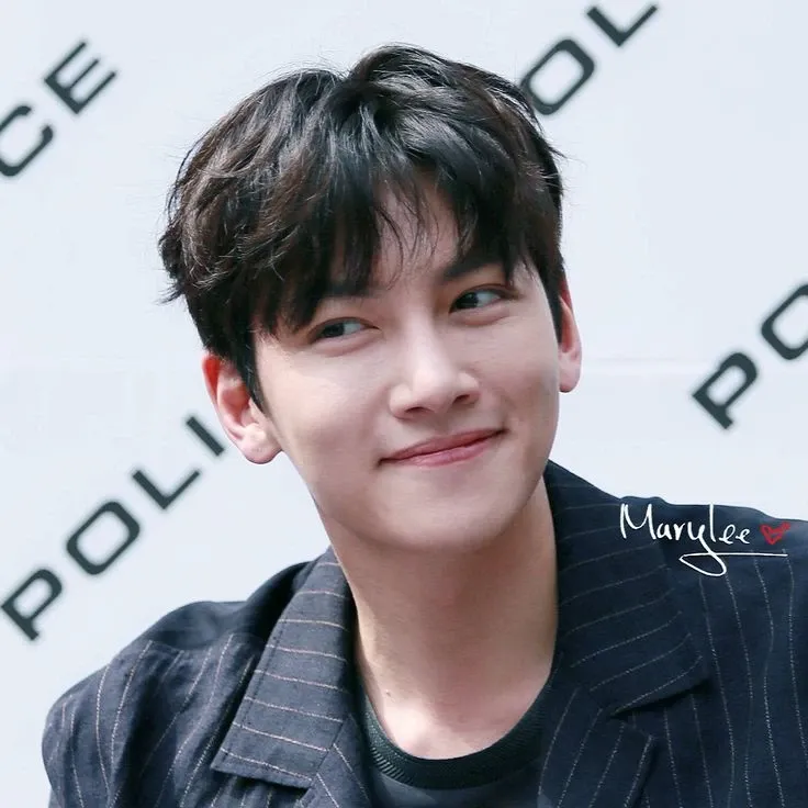 A moment captured by a fan of Ji Changwook