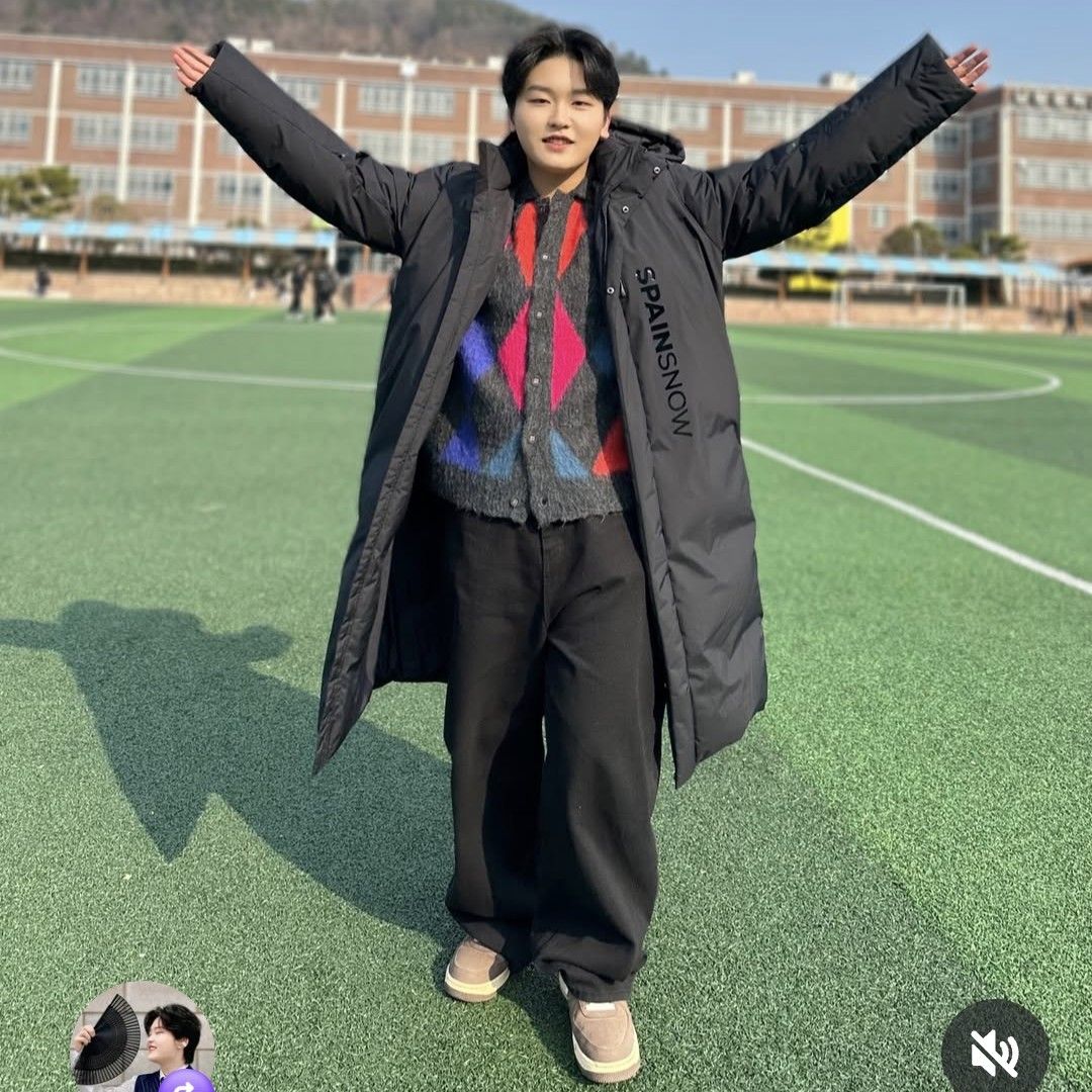 Recent activity shot of Park Sungon