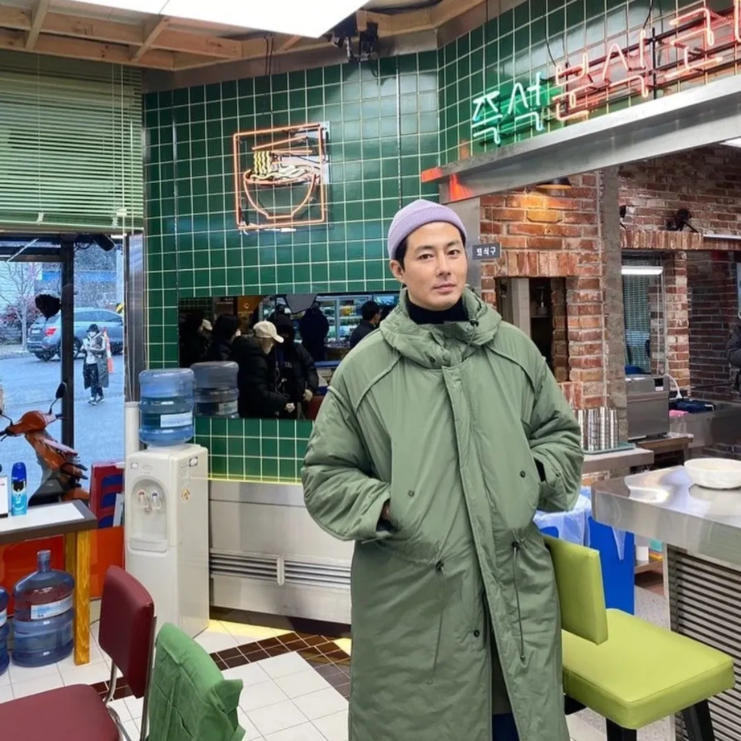 Behind-the-scenes cut of Jo Insung