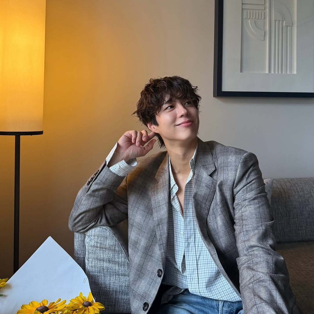 Recent activity shot of Park Bogum