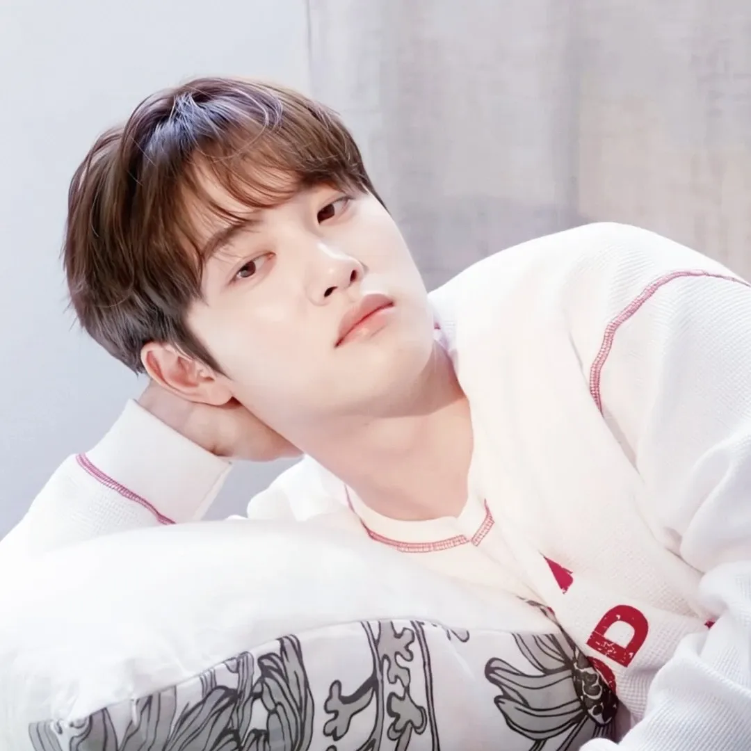도경수 (디오)의 최신 사진