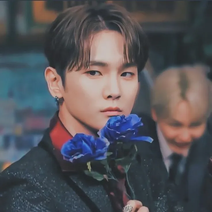 Behind-the-scenes cut of Key