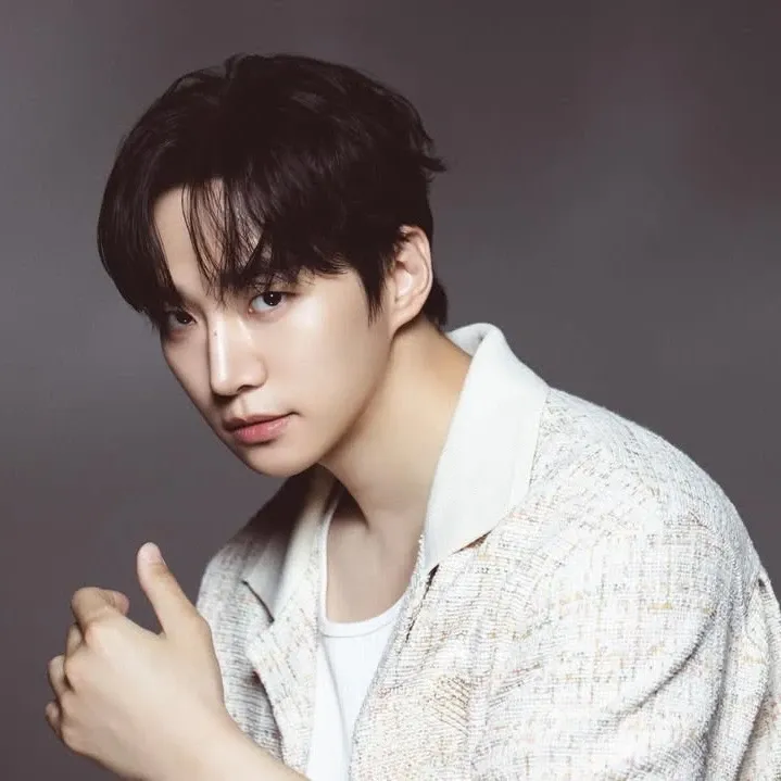 Foto terbaru dari Lee Junho