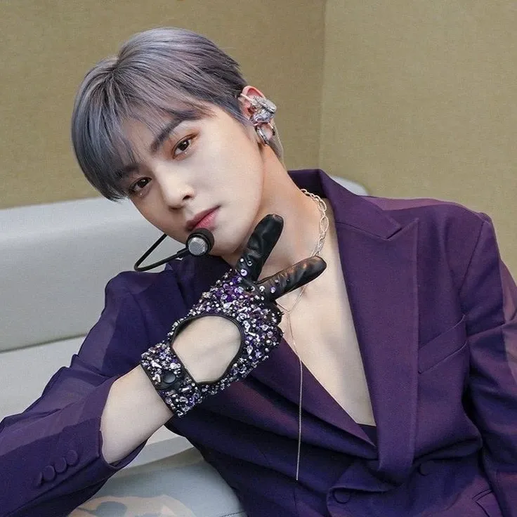 Behind-the-scenes cut of Cha Eunwoo