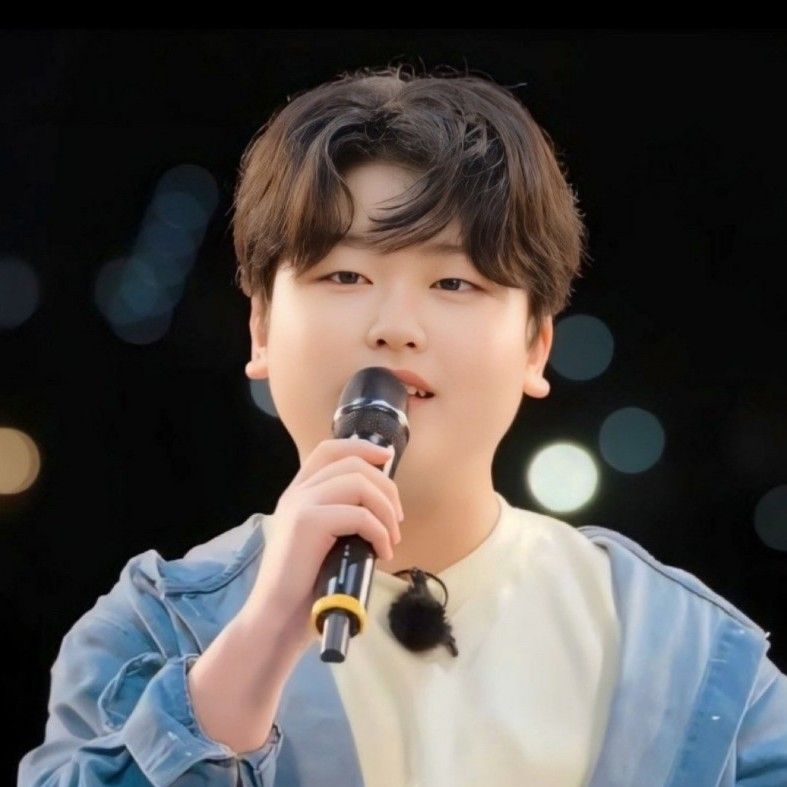 Behind-the-scenes cut of Park Sungon