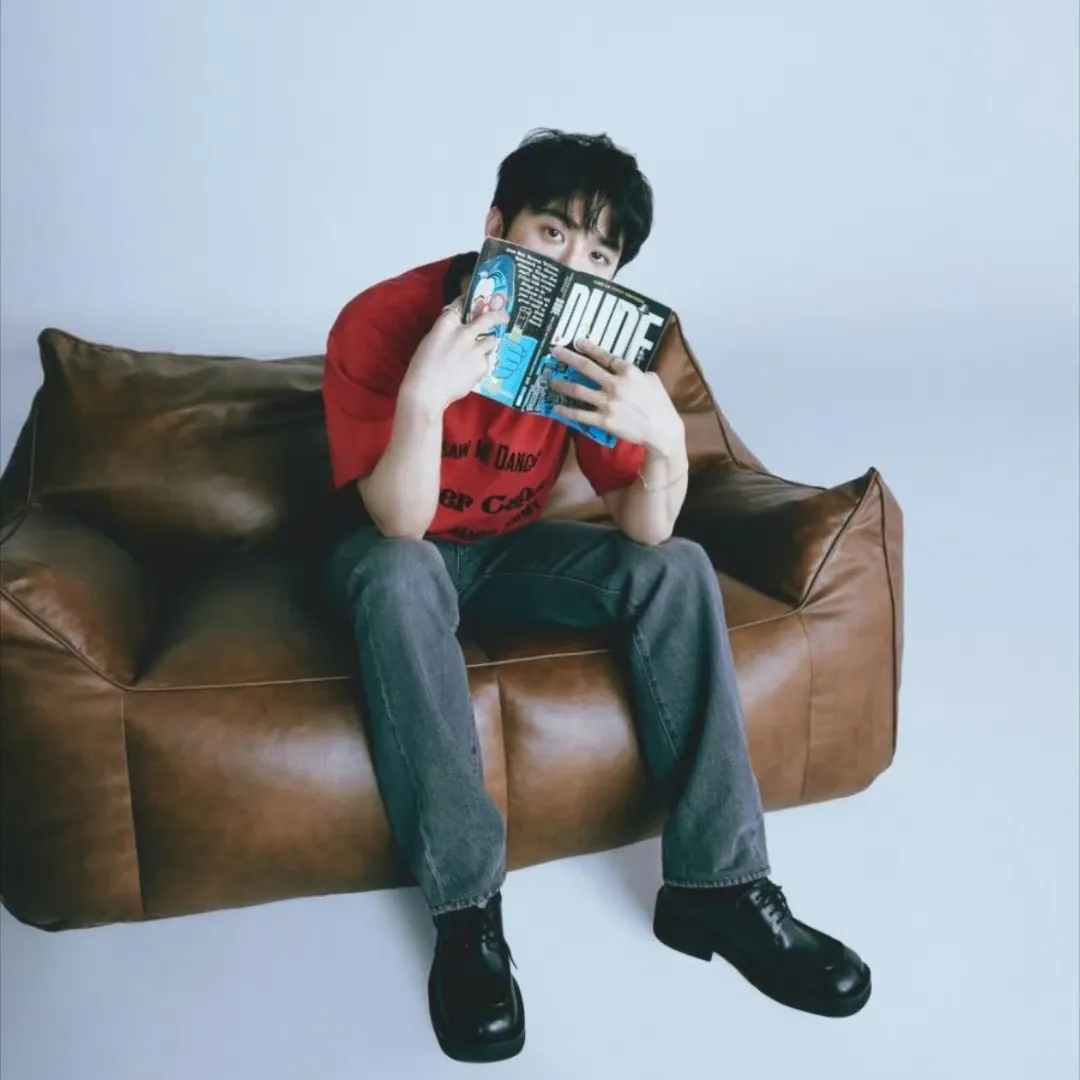 Foto terbaru dari Doh Kyungsoo (D.O.)
