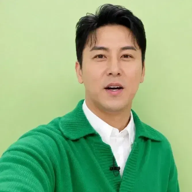 Foto kegiatan terbaru dari Jang Minho
