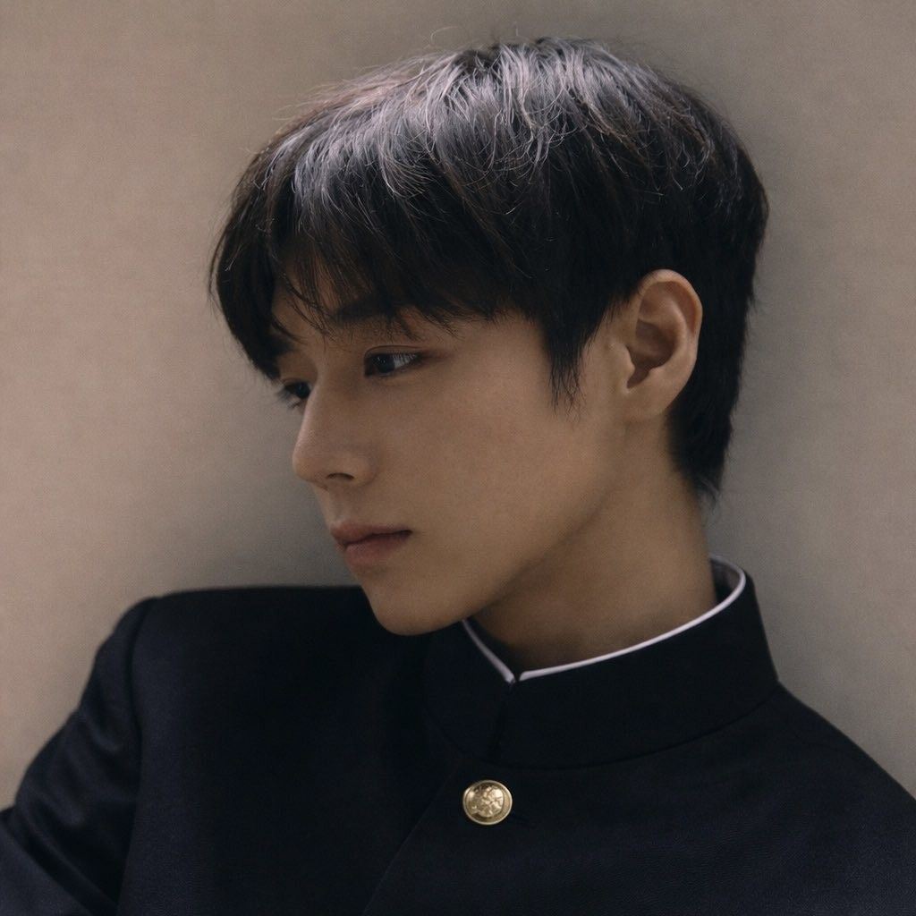 Momen yang diabadikan oleh penggemar Park Jihoon