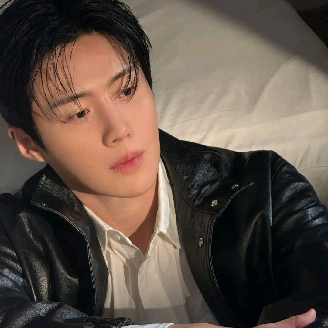 金宣虎的最新照片