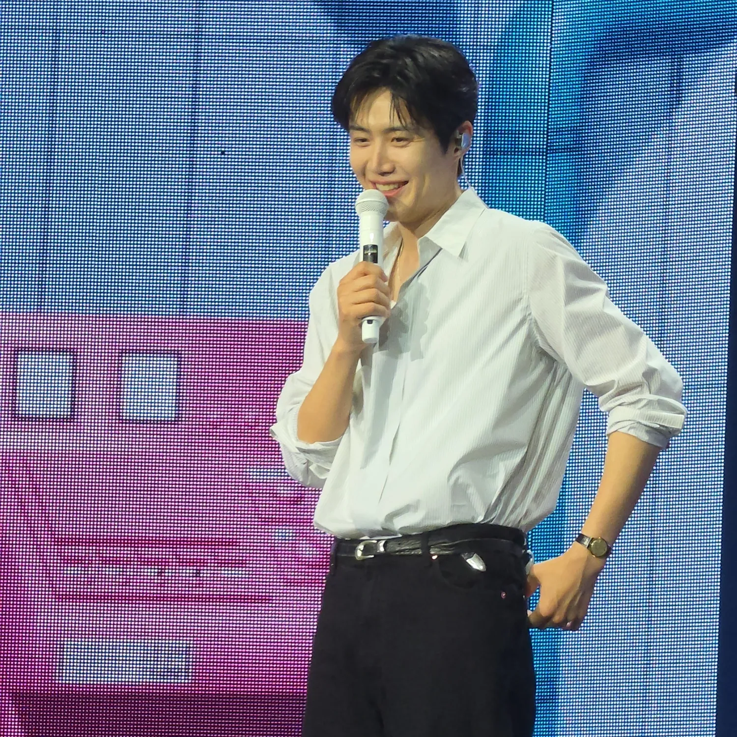 Recent activity shot of Kim Seonho