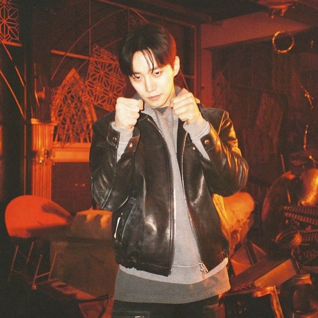 イ・ジュノの最近の活動ショット