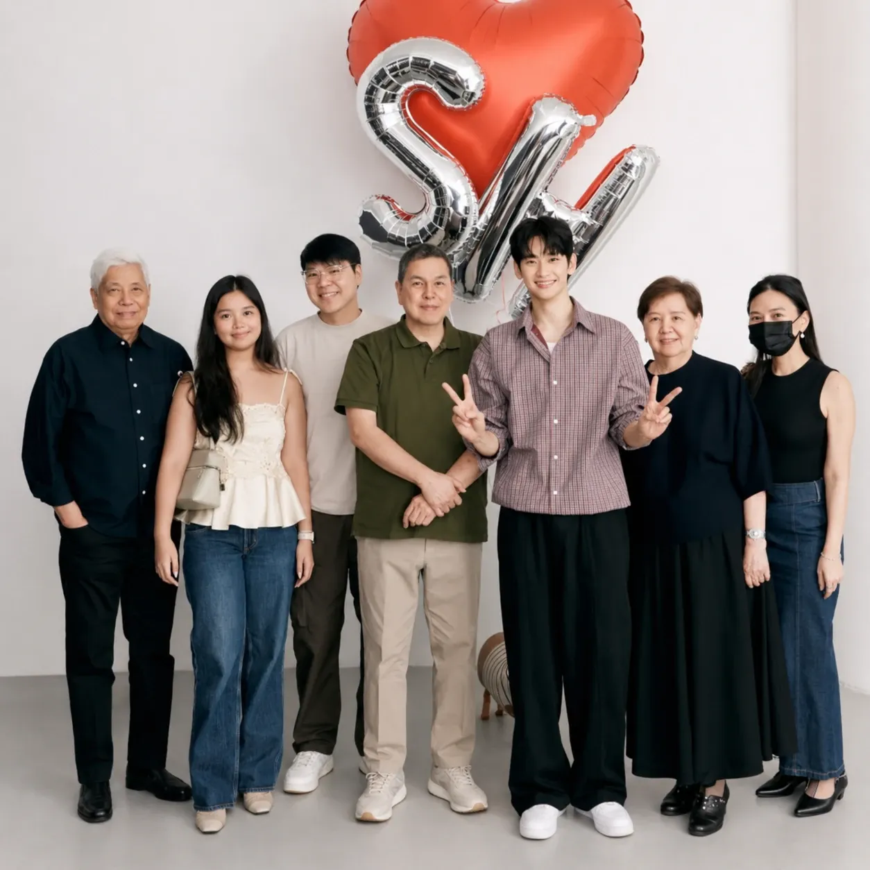 Behind-the-scenes cut of Kim Soohyun
