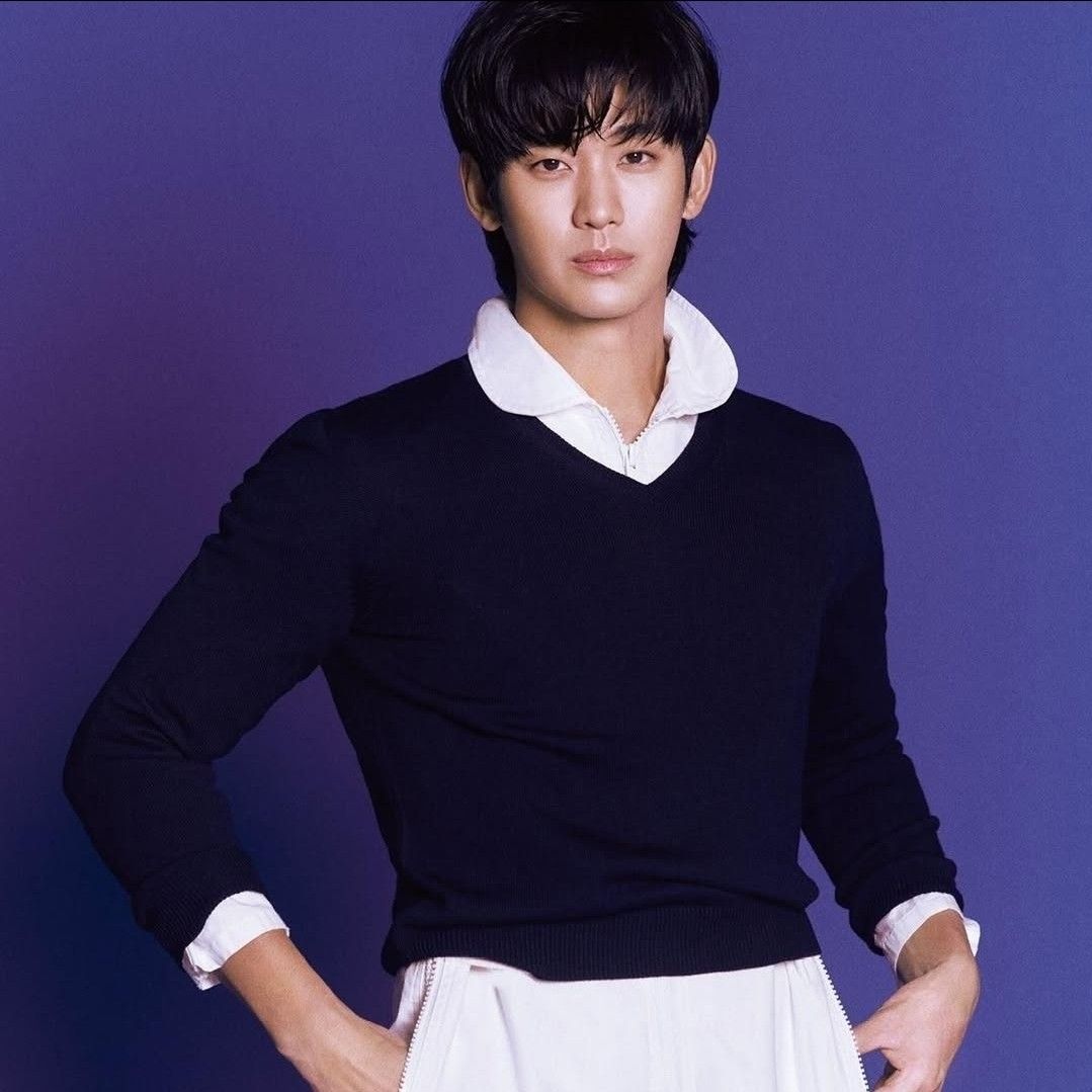 Recent activity shot of Kim Soohyun