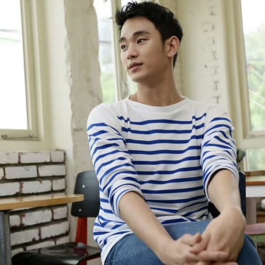 Recent activity shot of Kim Soohyun