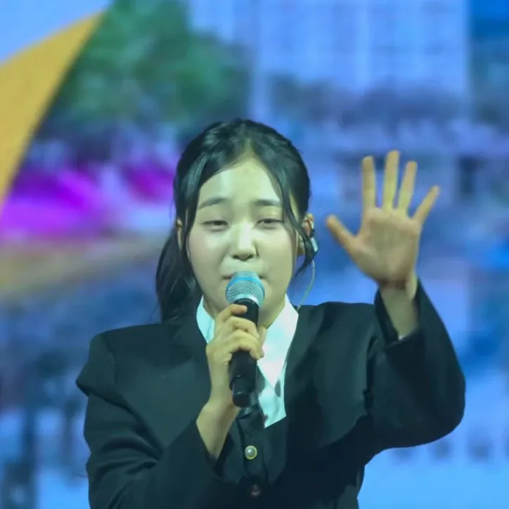 Foto kegiatan terbaru dari Kim Taeyeon