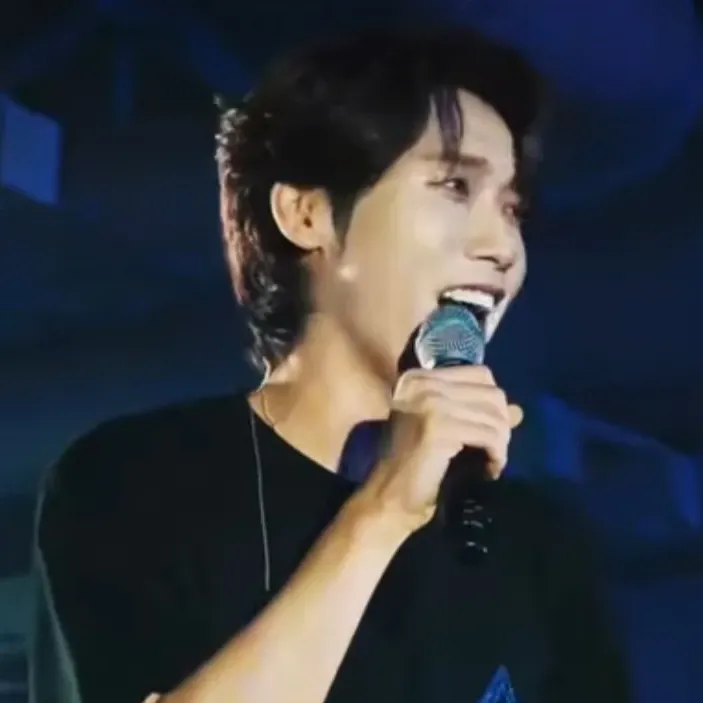 A moment captured by a fan of Choi Woojin