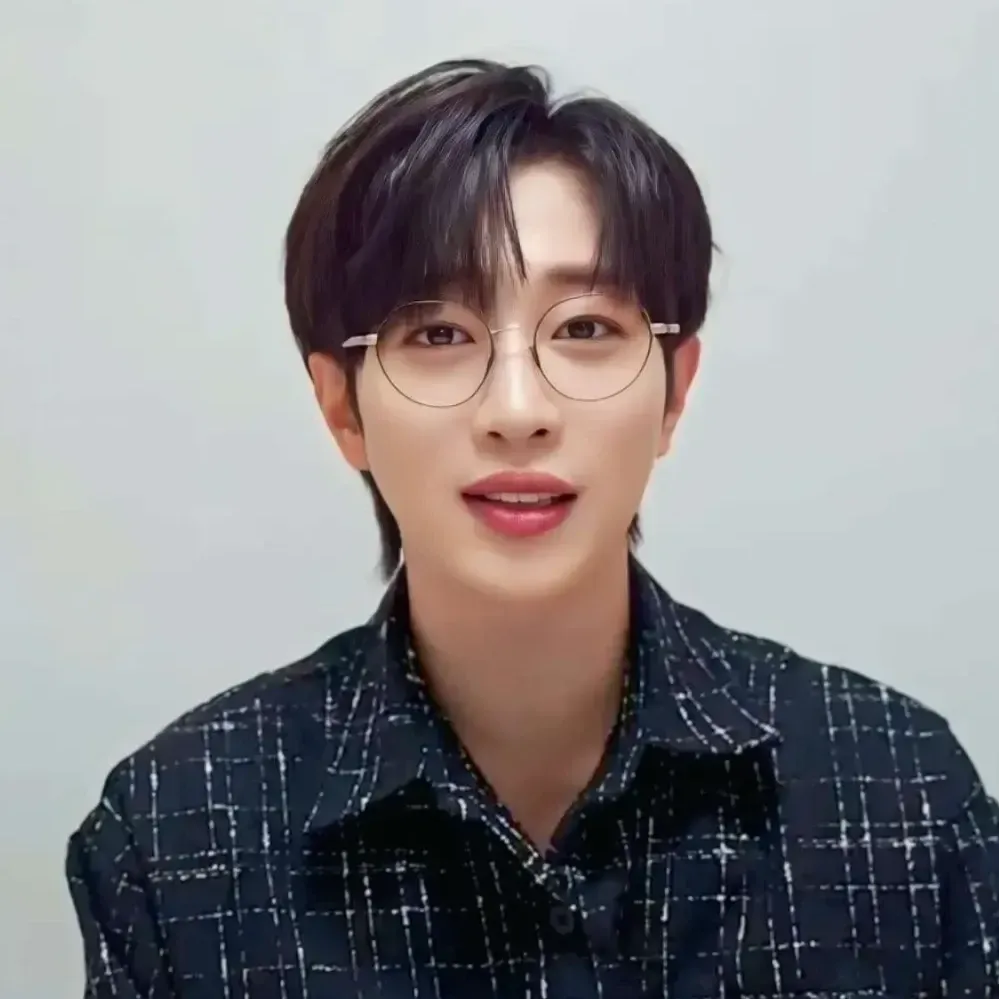 Latest photo of An Sunghoon