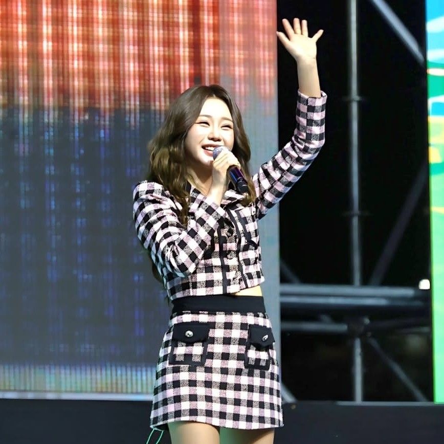 ホン・ジユンのビハインドカット