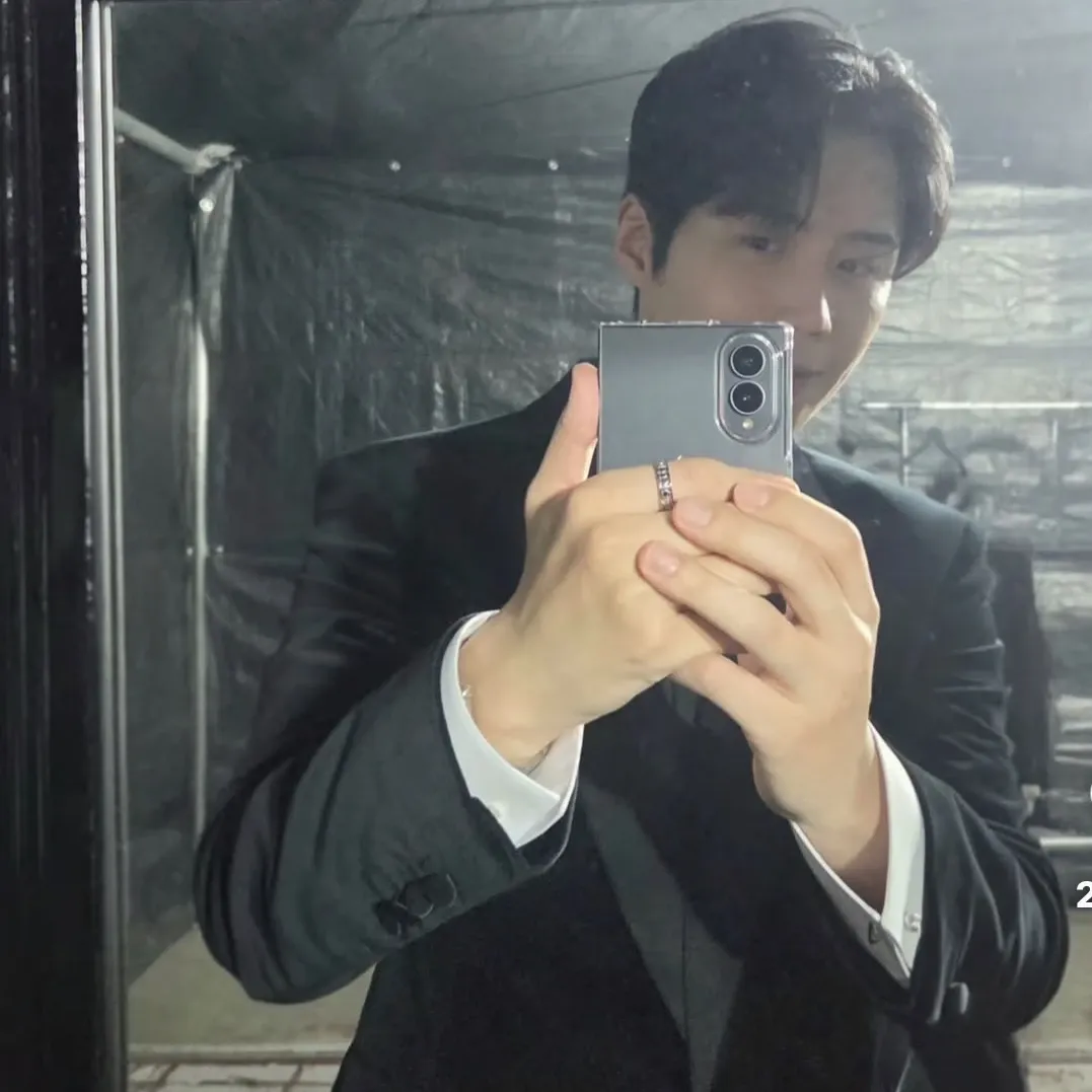 Latest photo of Kim Seonho