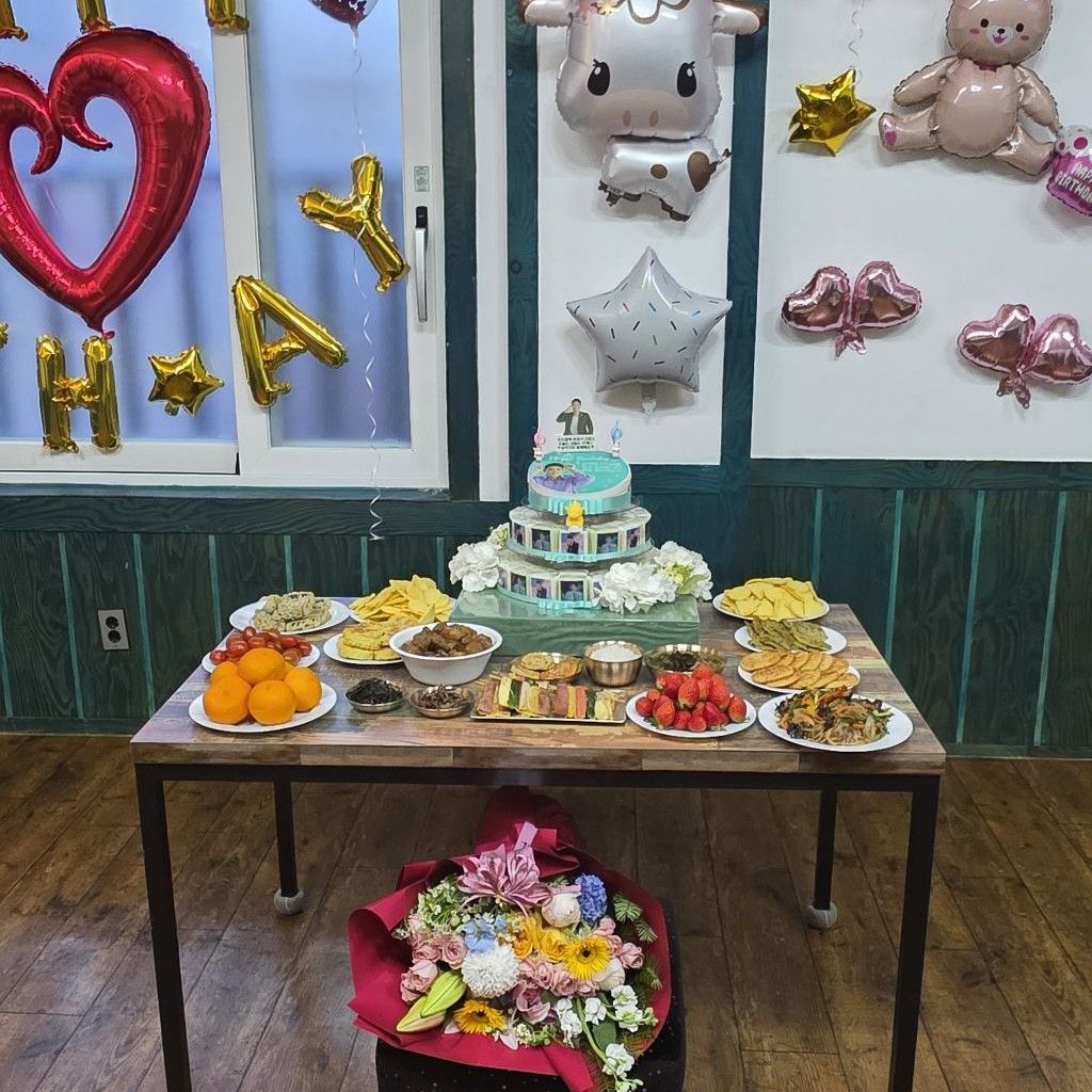 Explosively popular post in Choeaedol Celeb community