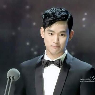 金秀賢的幕後花絮