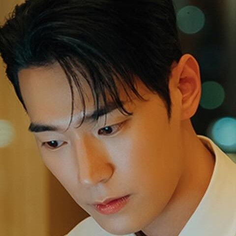 Latest photo of Park Seoham