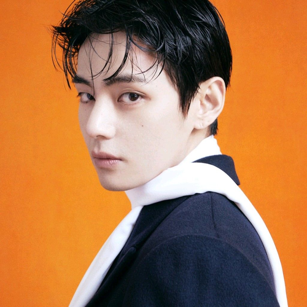 Latest photo of Kim Taehyung (V)