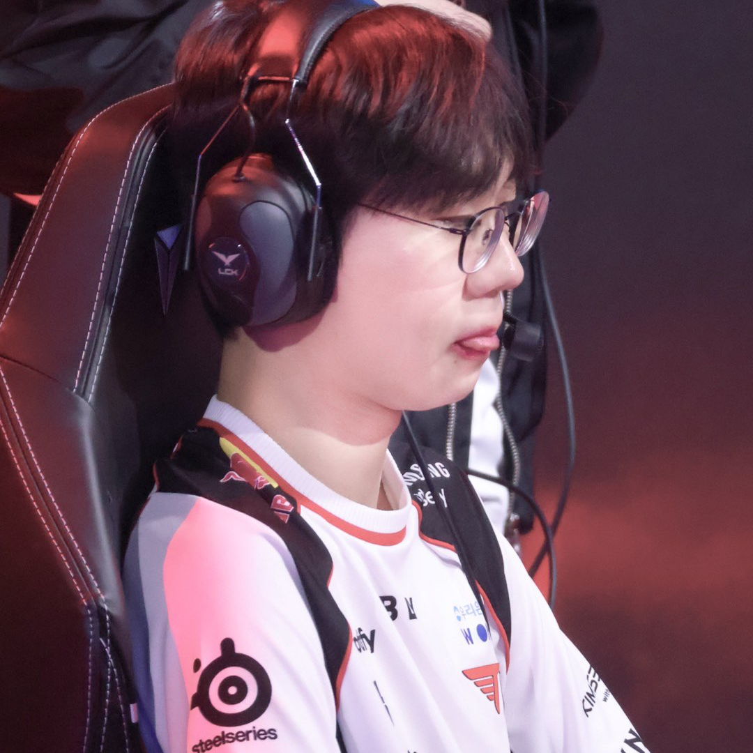 Behind-the-scenes cut of Doran