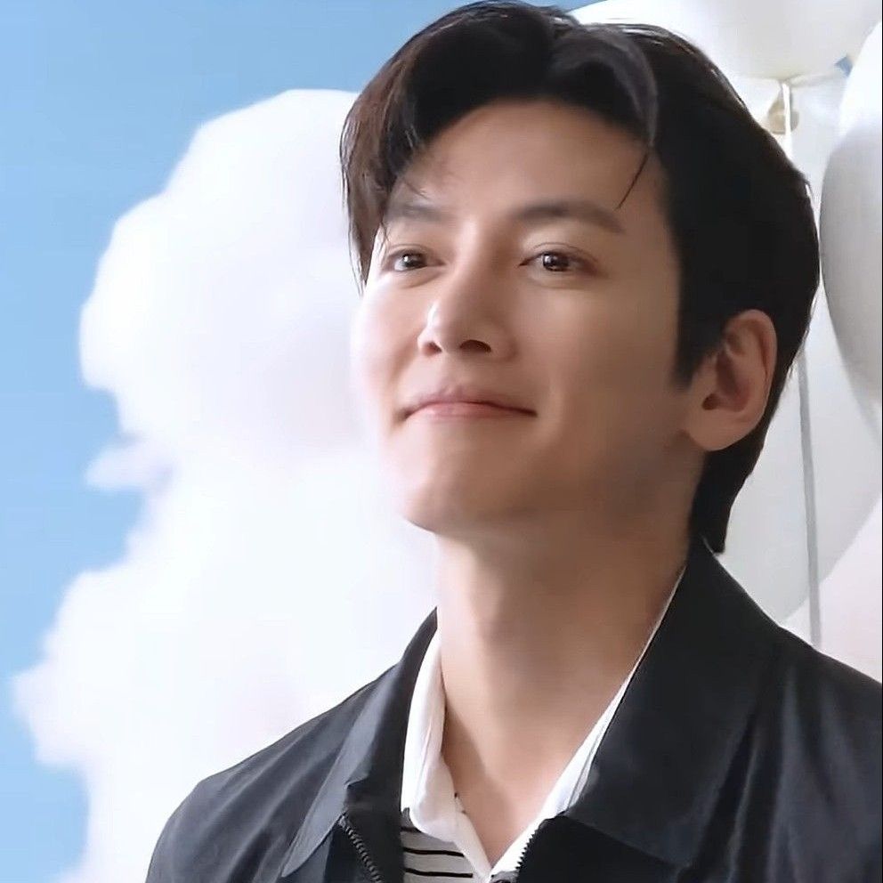 チ・チャンウクの最近の活動ショット