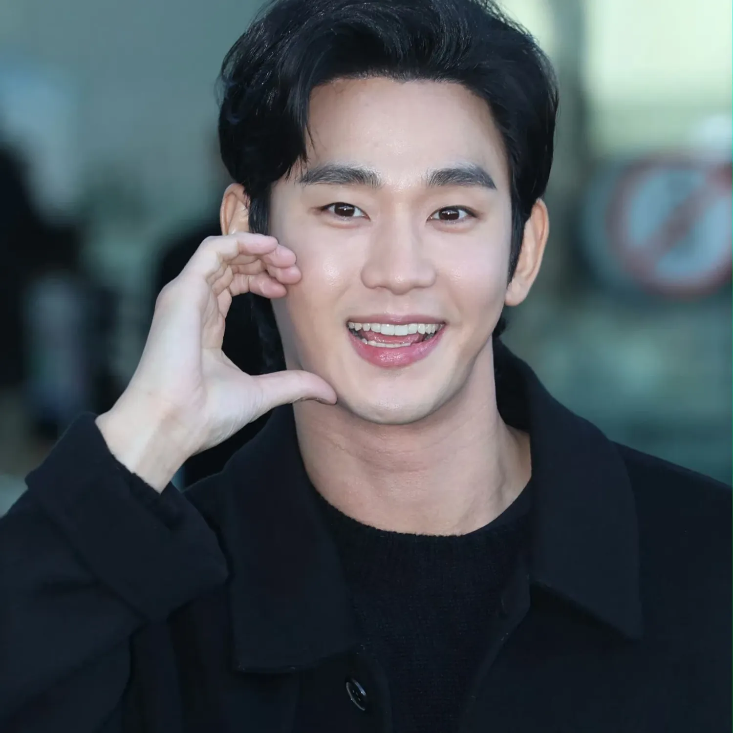 Behind-the-scenes cut of Kim Soohyun
