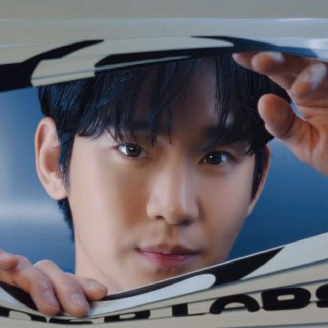 キム・スヒョンの最新写真