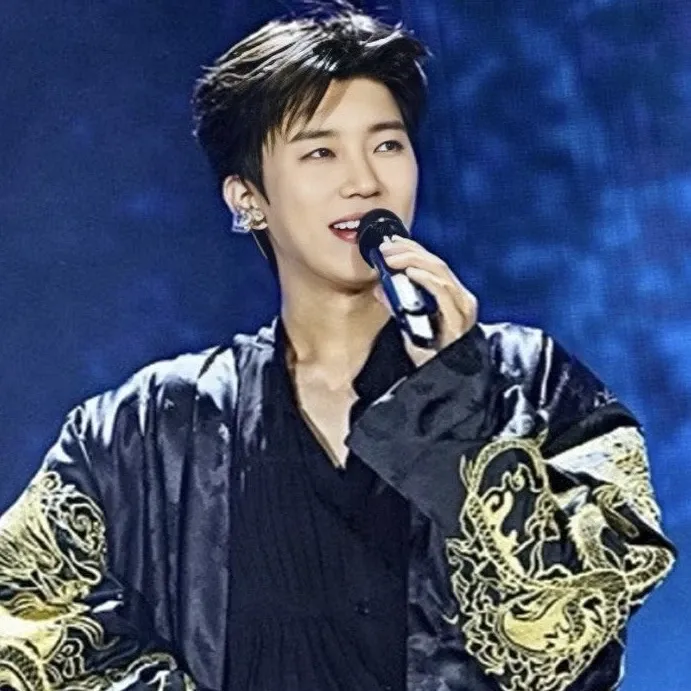 Recent activity shot of Lim Youngwoong