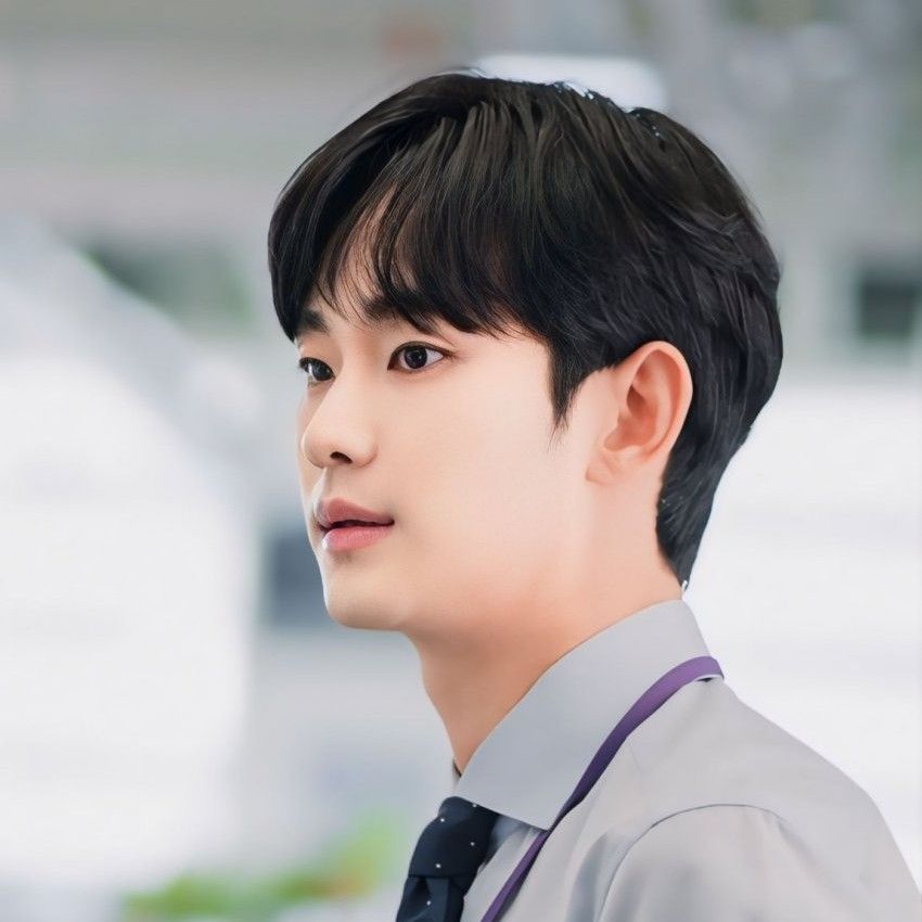 Latest photo of Kim Soohyun