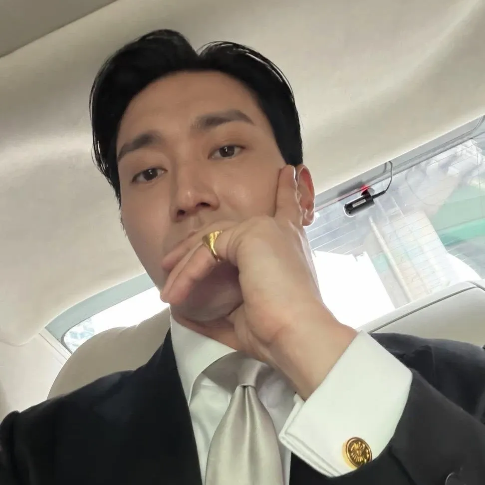 A moment captured by a fan of Choi Siwon