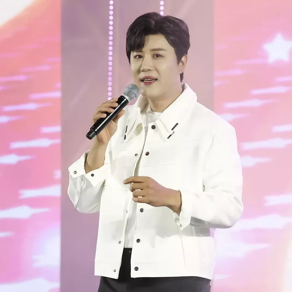 Recent activity shot of Jin Haesung