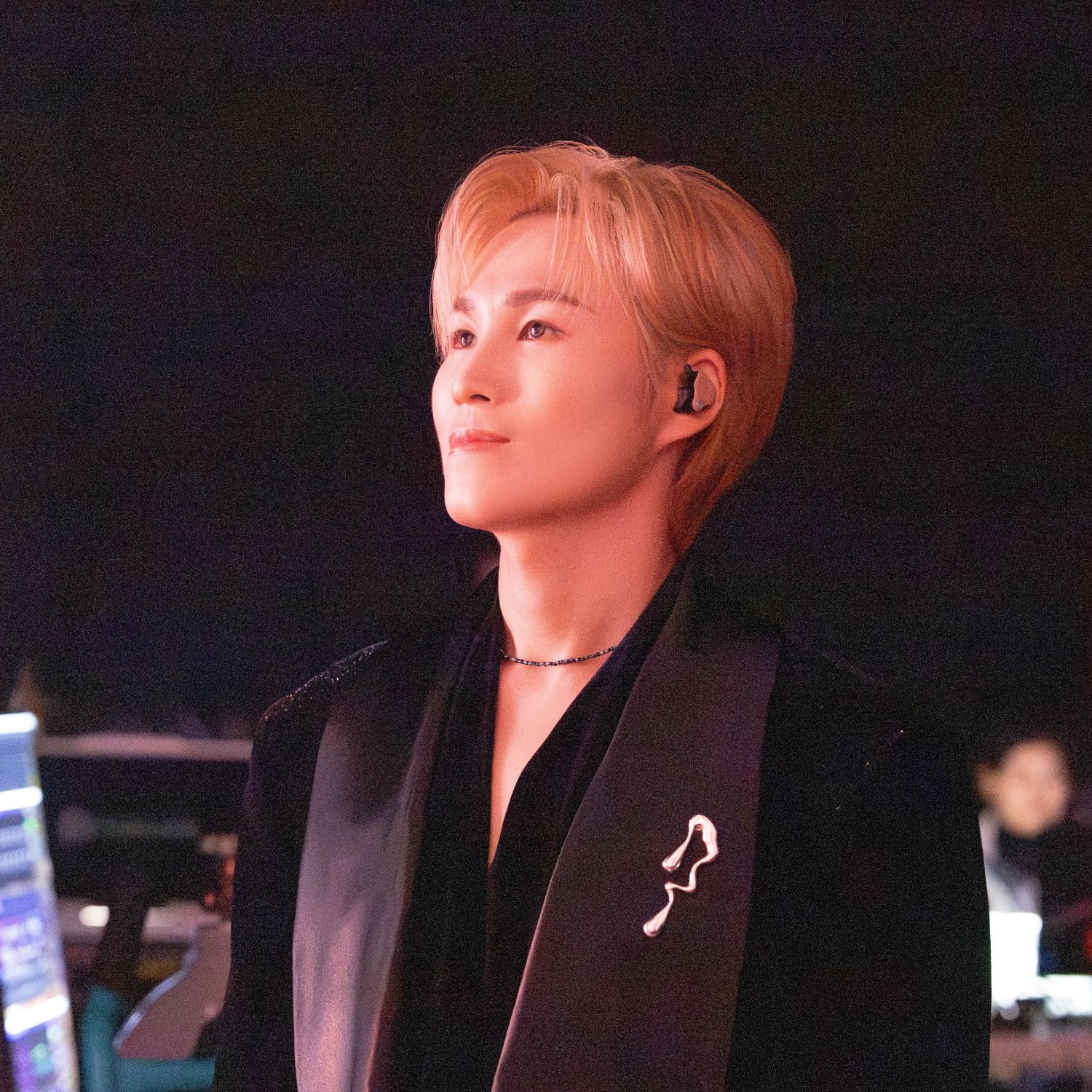 粉丝拍下的金熙栽瞬间