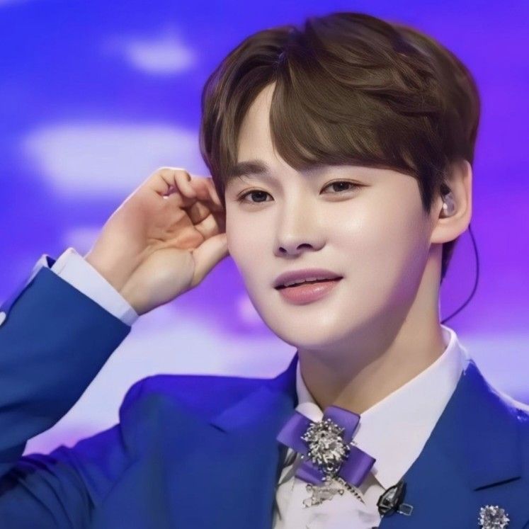 Foto terbaru dari Park Seojin