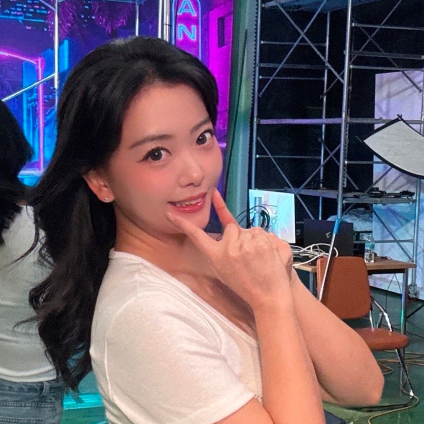 Behind-the-scenes cut of YOYOMI