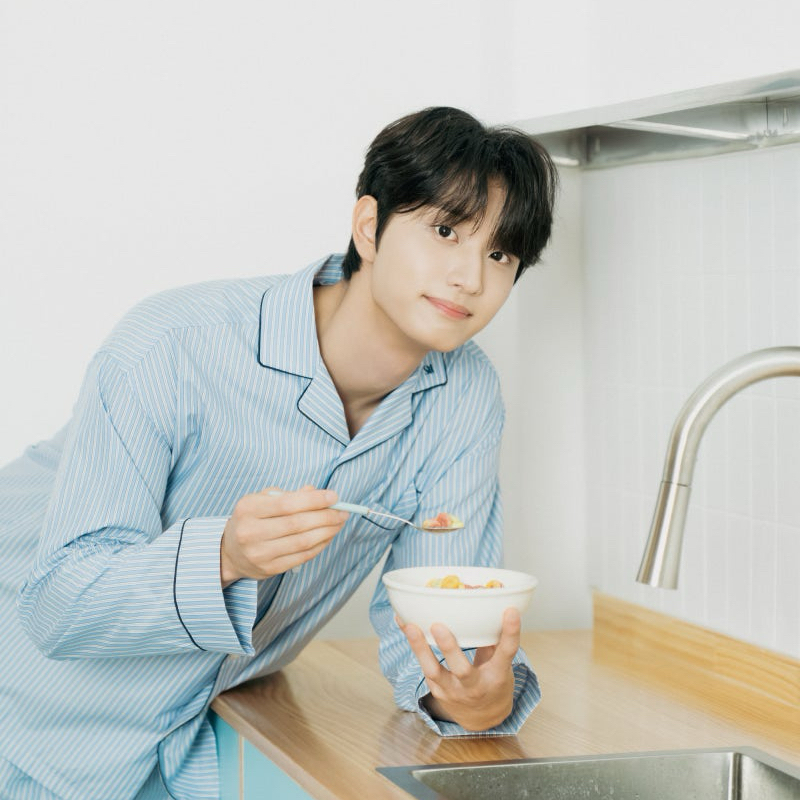 A moment captured by a fan of Kim Jaewon