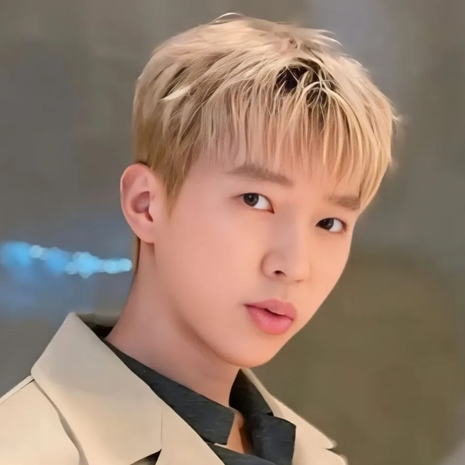 Cuplikan di balik layar dari Lim Youngwoong