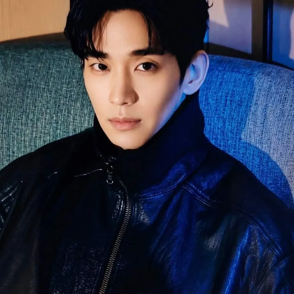 Behind-the-scenes cut of Kim Soohyun