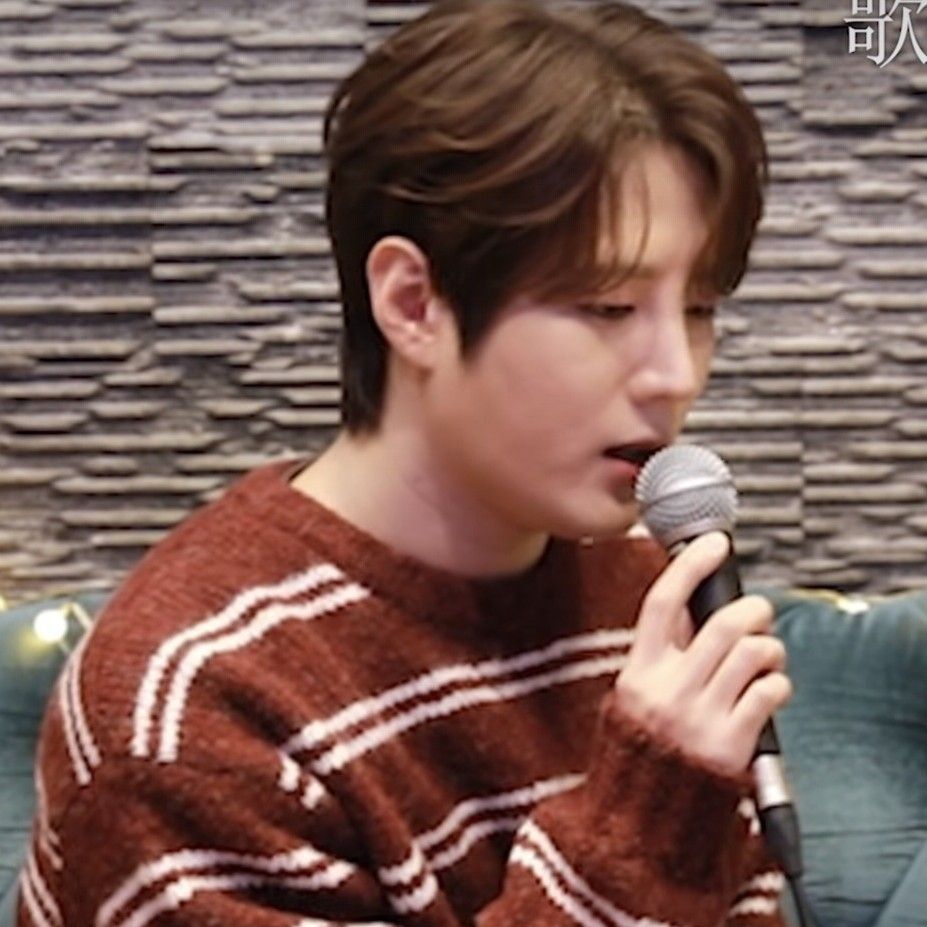 金俊賢的最新照片