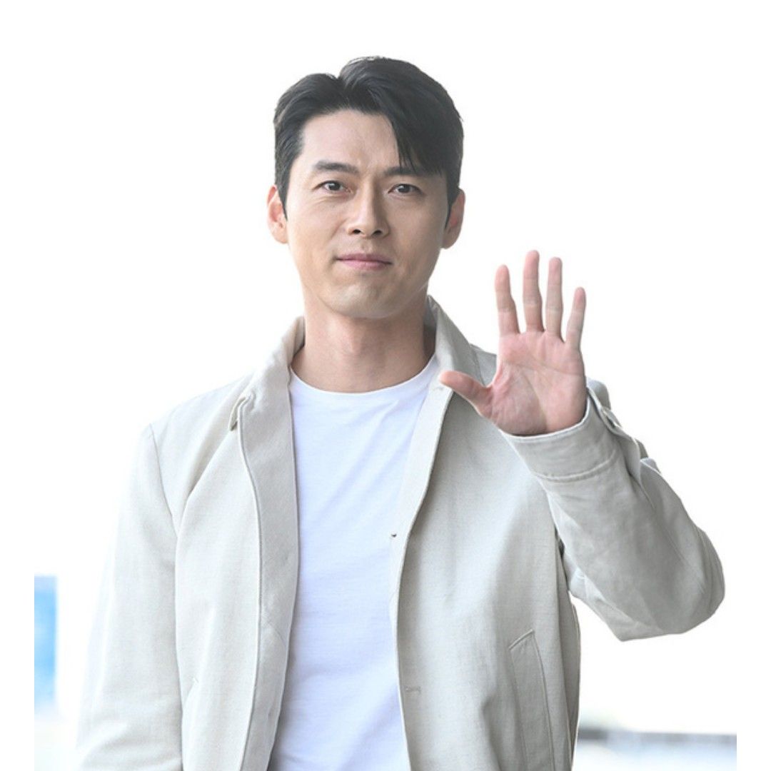 Momen yang diabadikan oleh penggemar Hyun Bin